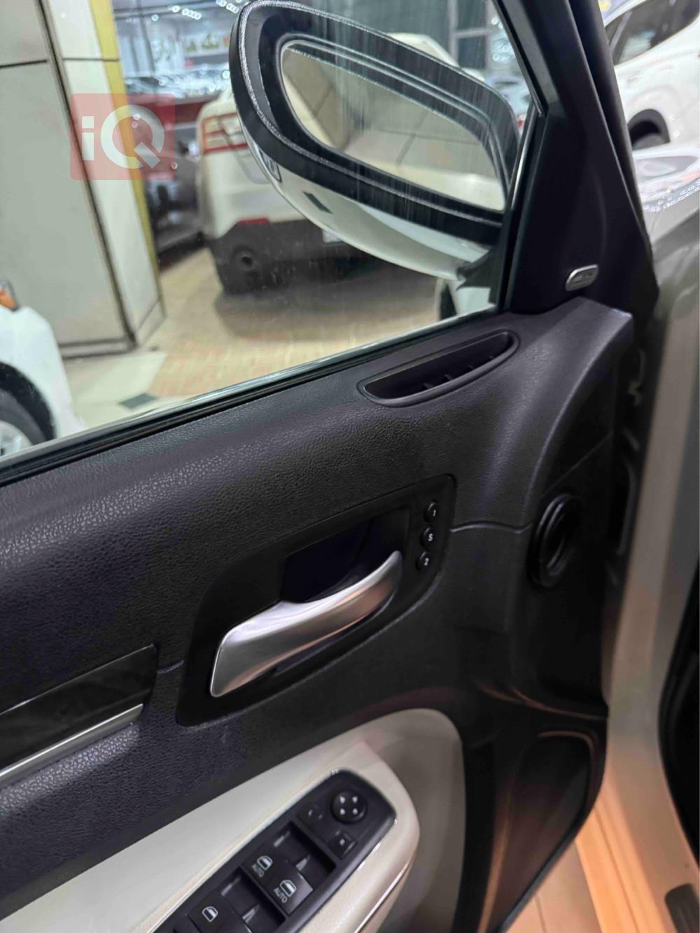 کرایسلەر 300